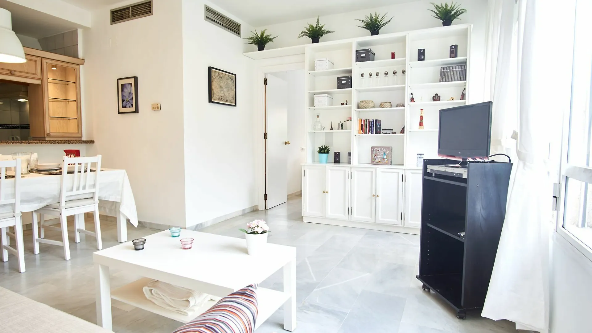 Apartment Comodo Y Amplio Apartamento En Triana Seville