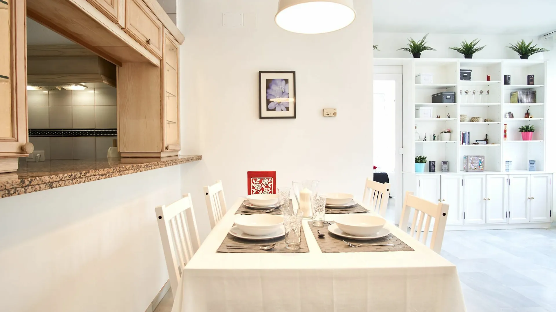 Comodo Y Amplio Apartamento En Triana Seville Apartment