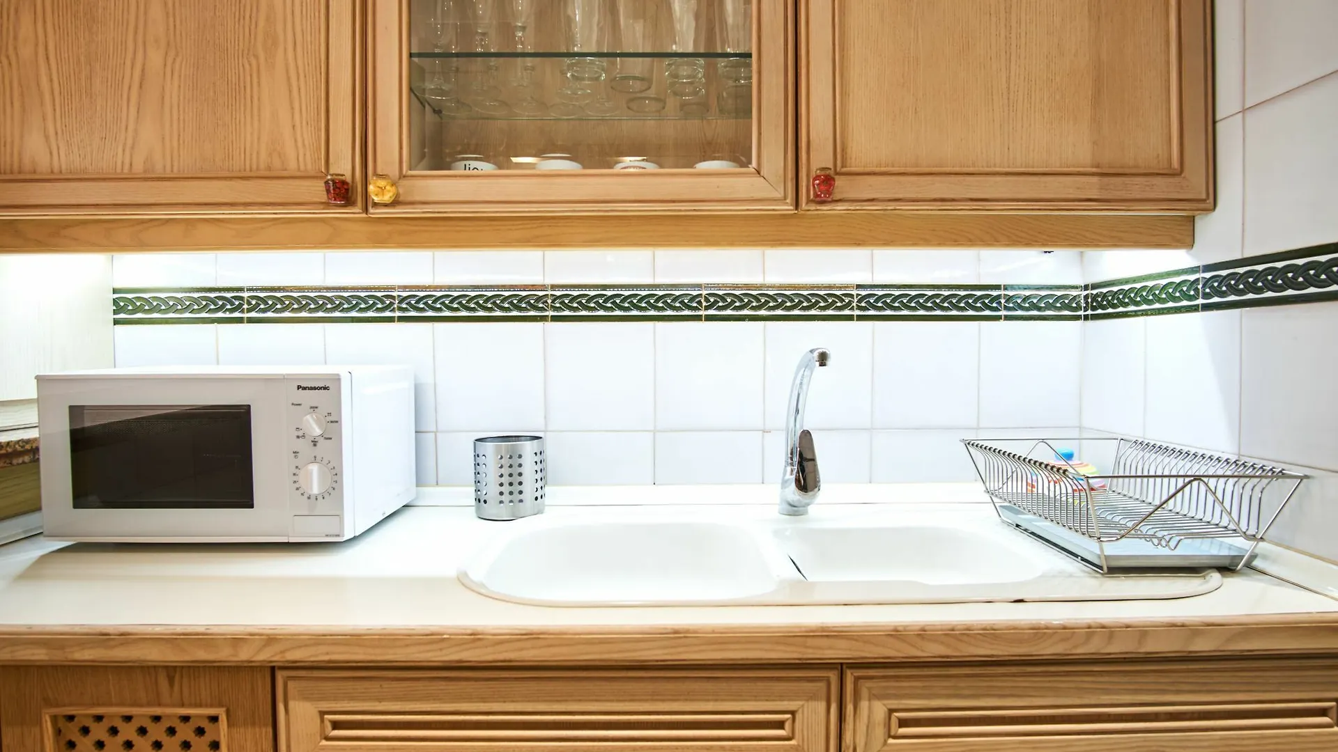 Comodo Y Amplio Apartamento En Triana Seville Spain